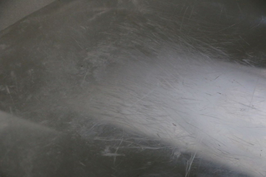 photo de PARE BRISE PEUGEOT ELYSTAR 50 (2002 - 2014) - Points de fixation