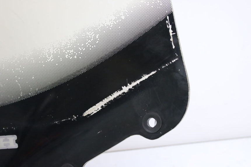 photo de PARE BRISE HONDA FES PANTHEON 125 (2003 - 2007) - État de surface