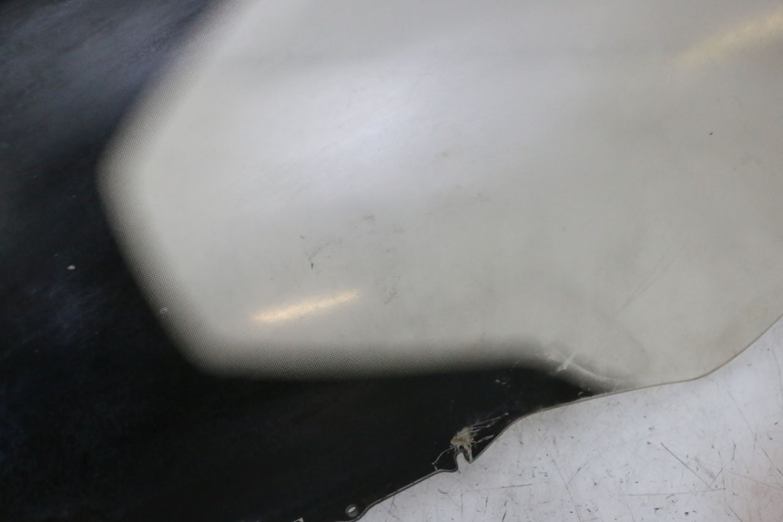 photo de PARE BRISE HONDA FES S-WING SWING ABS 125 (2007 - 2015) - Vue rapprochée