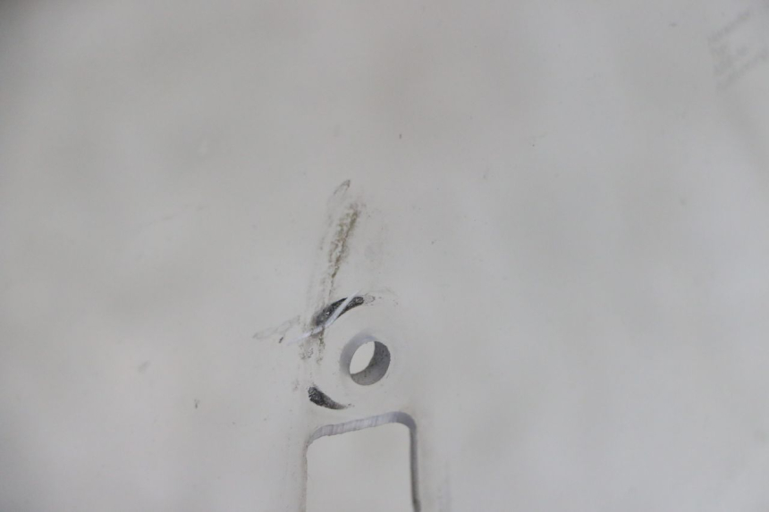 photo de PARE BRISE YAMAHA FJR ABS 1300 (2006 - 2012) - Gros plan technique