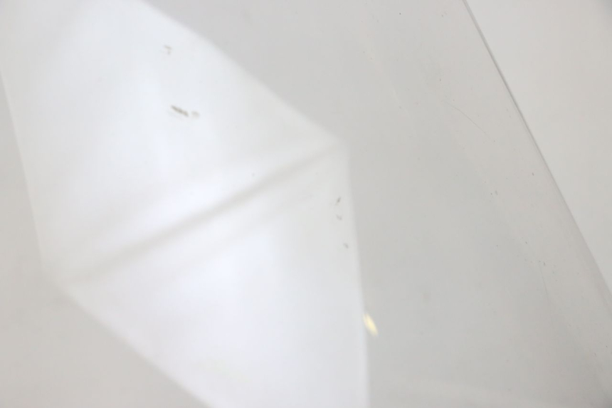 photo de PARE BRISE YAMAHA FJR ABS 1300 (2006 - 2012) - Marquages et références