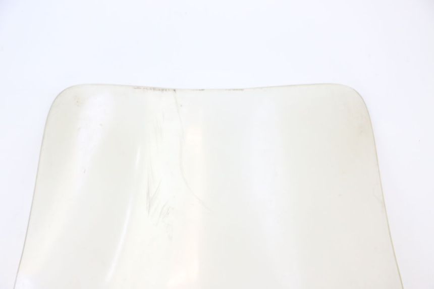 photo de PARE BRISE KYMCO GRAND DINK 125 (2002 - 2007) - Photo complémentaire