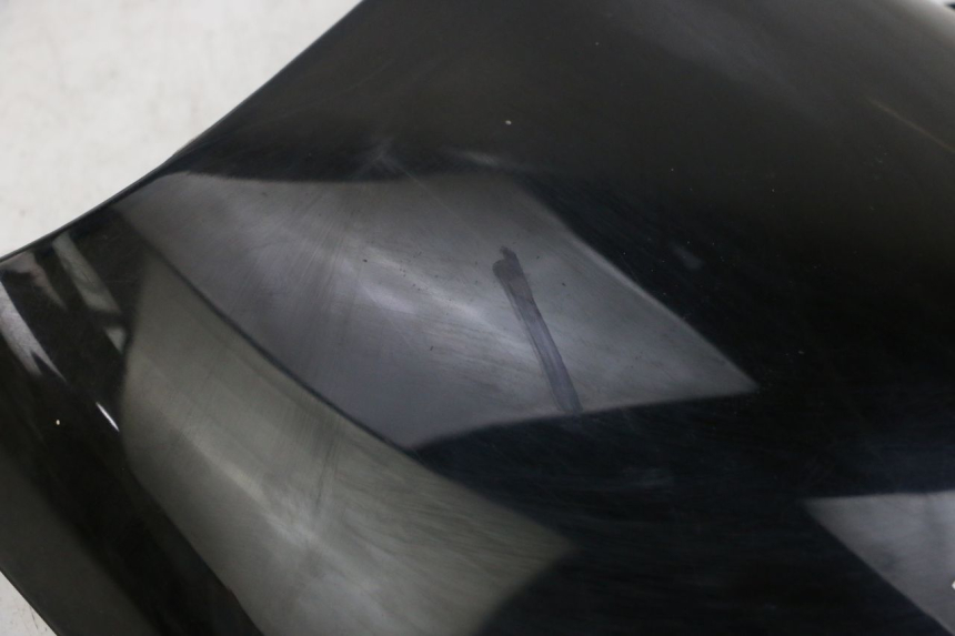 photo de PARE BRISE HYOSUNG GTR 125 (2006 - 2008) - Gros plan technique