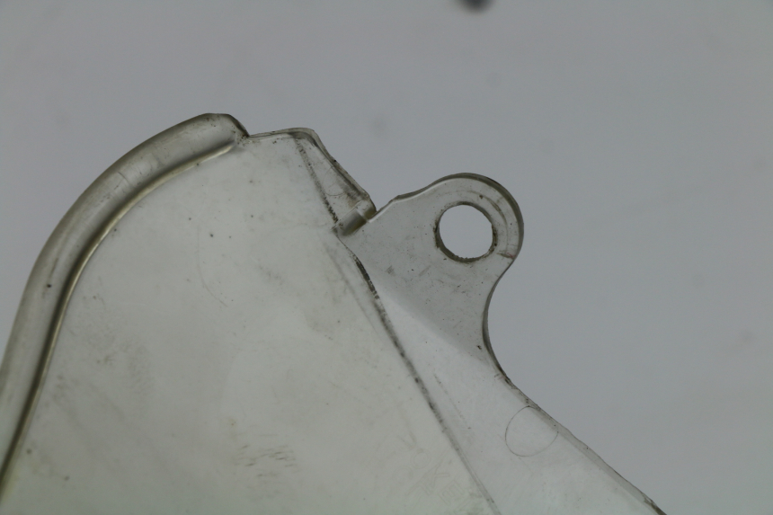 photo de PARE BRISE HONDA CBR F 600 (1996 - 1998) - Points de fixation