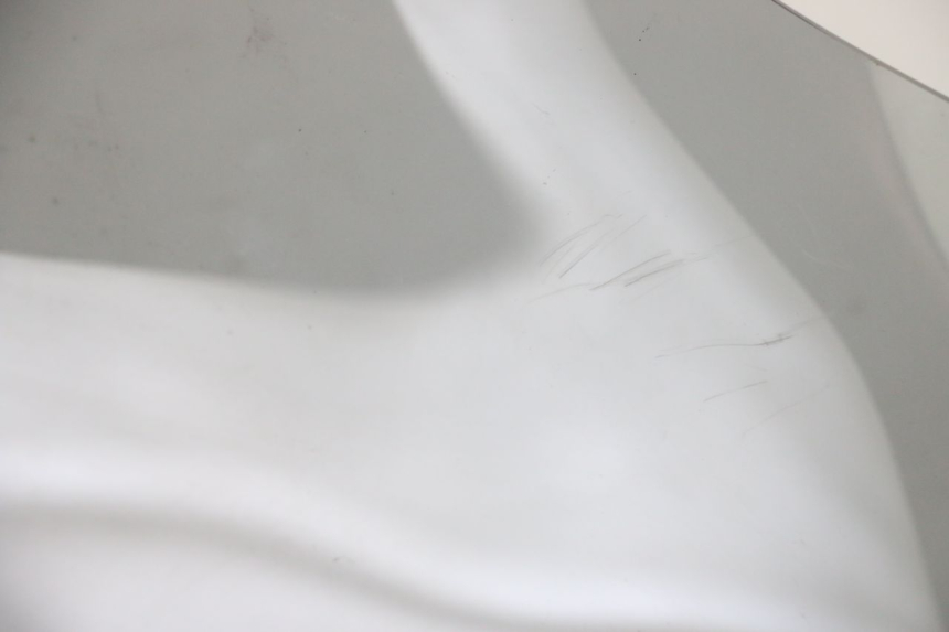 photo de PARE BRISE PIAGGIO MP3 HPE 350 (2018 - 2020) - Autre angle de vue