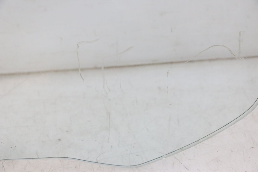 photo de PARE BRISE PIAGGIO MP3 500 (2011 - 2015) - Marquages et références