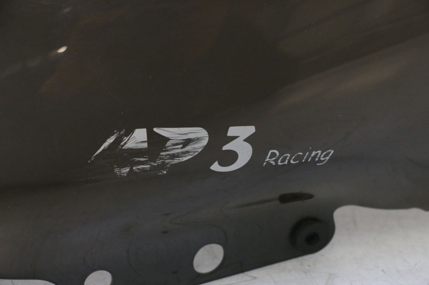 photo de PARE BRISE PIAGGIO MP3 RL 250 (2006 - 2010) - Vue rapprochée