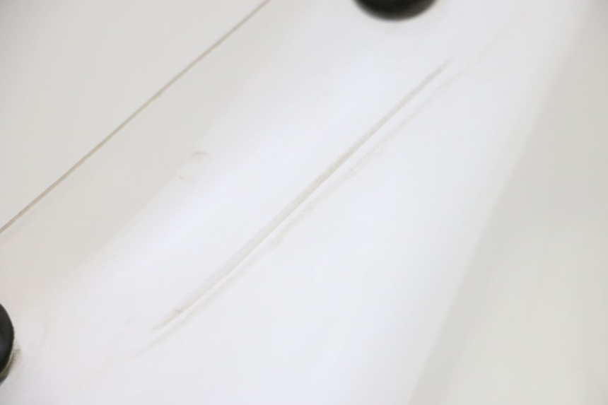 photo de PARE BRISE PIAGGIO MP3 125 (2006 - 2014) - Points de fixation
