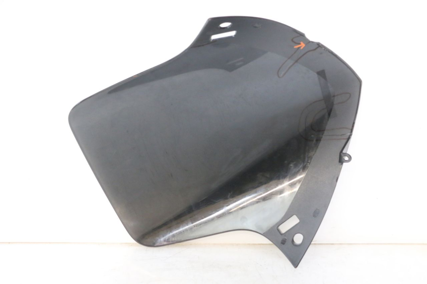 photo de PARE BRISE PEUGEOT ELYSTAR 50 (2002 - 2014) - État de surface