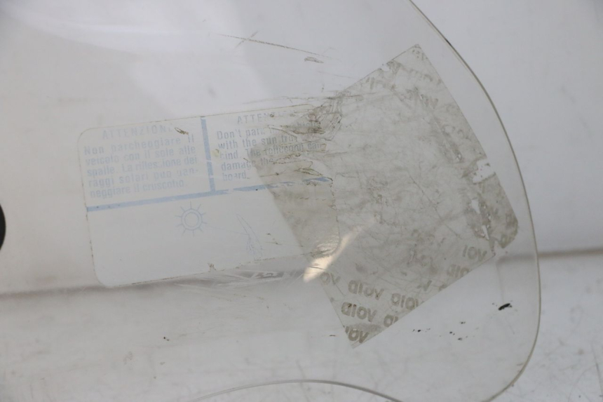 photo de PARE BRISE PIAGGIO VESPA LX IE 125 (2010 - 2012) - Vue rapprochée