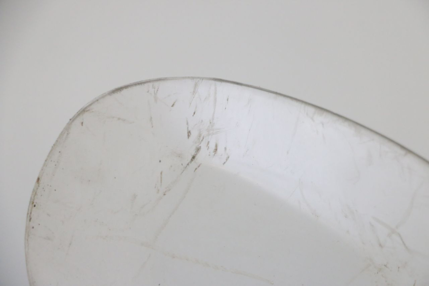 photo de PARE BRISE PIAGGIO VESPA LX IE 125 (2010 - 2012) - Gros plan technique