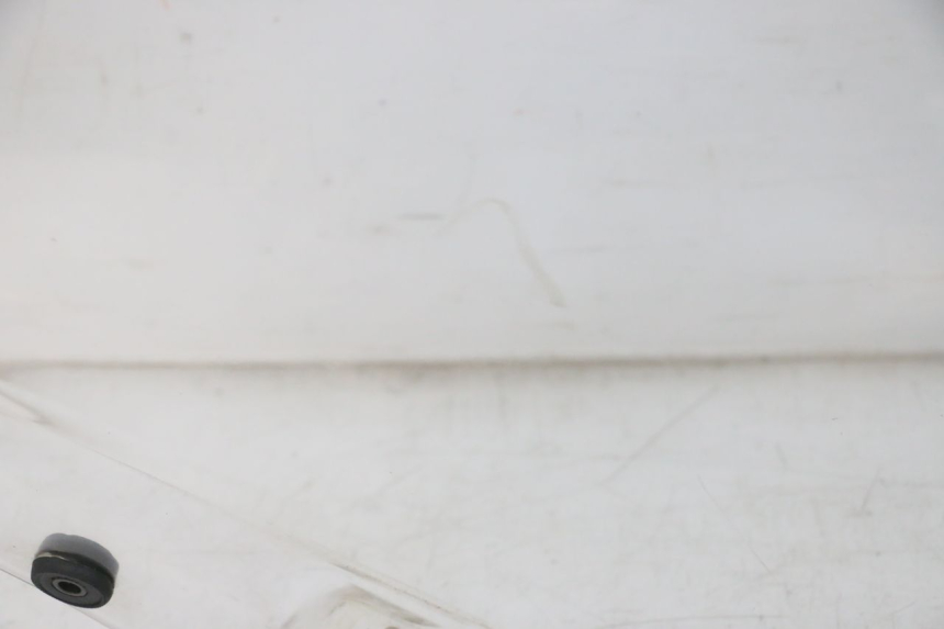 photo de PARE BRISE PEUGEOT SATELIS COMPRESSOR K15 125 (2006 - 2009) - Zoom composants