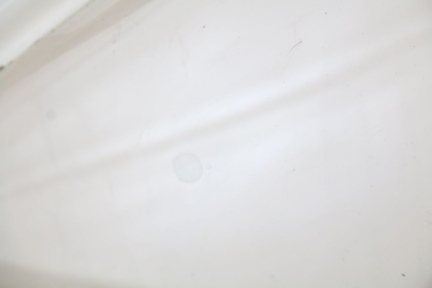 photo de PARE BRISE PEUGEOT SATELIS 125 (2010 - 2012) - Autre angle de vue