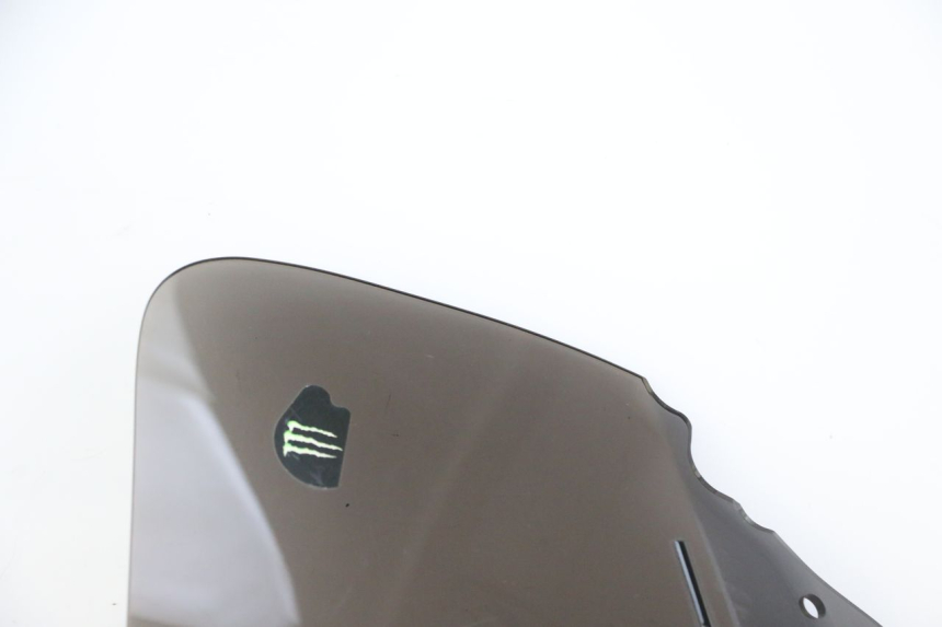 photo de PARE BRISE PEUGEOT SATELIS 125 (2013 - 2018) - Aperçu profil