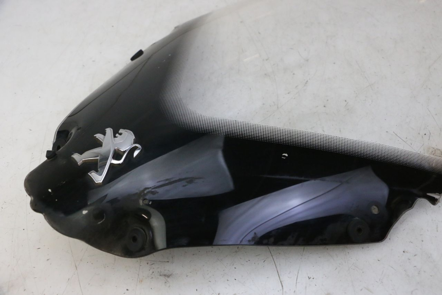 photo de PARE BRISE PEUGEOT SATELIS 125 (2010 - 2012) - Marquages et références