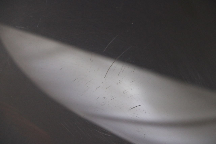 photo de PARE BRISE PEUGEOT SATELIS 125 (2013 - 2018) - Photo complémentaire