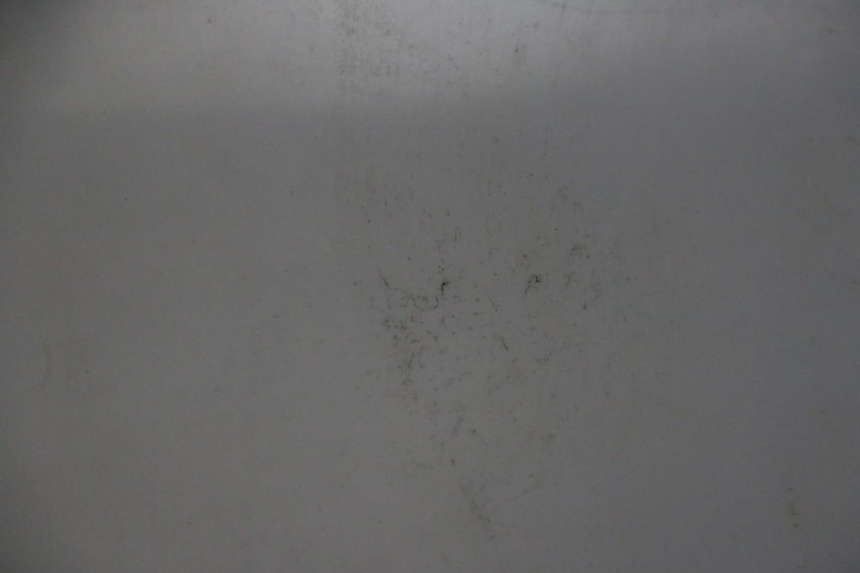 photo de PARE BRISE PEUGEOT SATELIS 125 (2006 - 2009) - Vue rapprochée