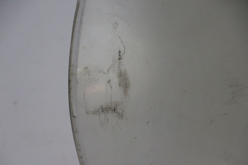 photo de PARE BRISE PEUGEOT SATELIS 125 (2006 - 2009) - Photo complémentaire