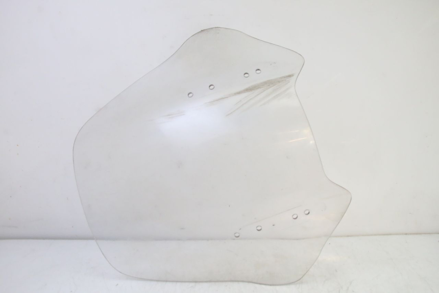 photo de PARE BRISE HONDA ST PAN EUROPEAN 1300 (2002 - 2013) - Gros plan technique