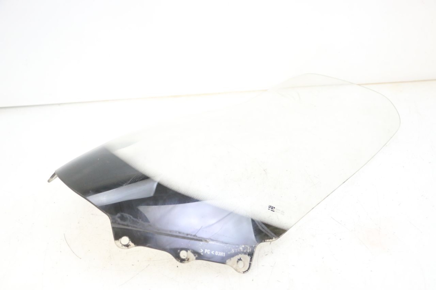 photo de PARE BRISE SUZUKI BURGMAN 125 (2015 - 2017) - Points de fixation