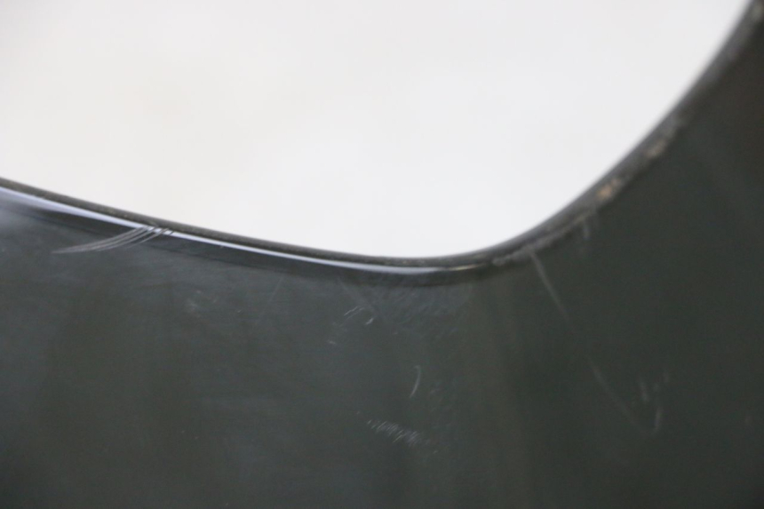 photo de PARE BRISE YAMAHA TRICITY 300 (2020 - 2024) - Gros plan technique