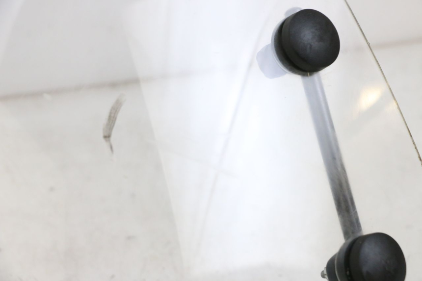 photo de Windshield BEELINE VELOCE 4T 50 (2011 - 2020) - Gros plan technique