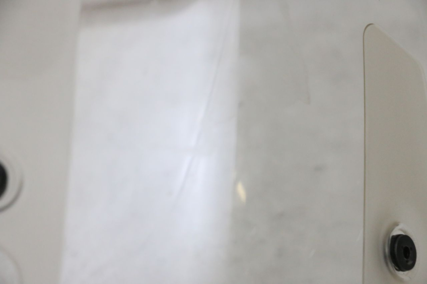 photo de PARE BRISE KAWASAKI VERSYS ABS 650 (2015 - 2018) - Points de fixation