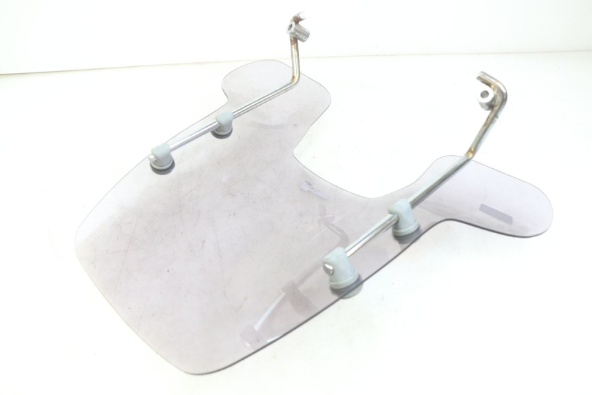 photo de PARE BRISE PIAGGIO VESPA SPRINT 2T 50 (2014 - 2018) - Vue d’ensemble