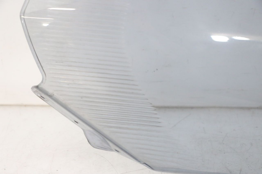 photo de PARE BRISE YAMAHA X-MAX XMAX 125 (2010 - 2013) - Vue rapprochée