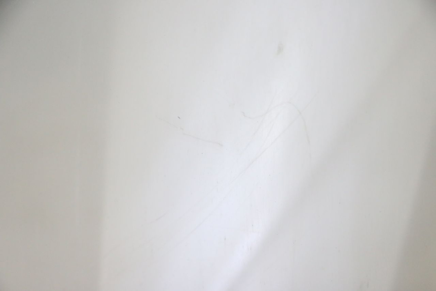 photo de PARE BRISE YAMAHA X-MAX XMAX 125 (2010 - 2013) - Gros plan technique