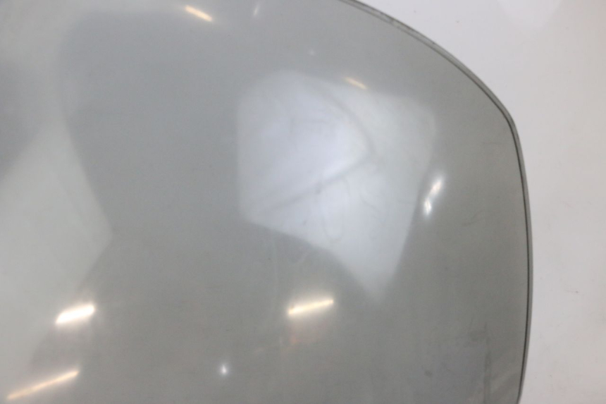 photo de PARE BRISE PIAGGIO X8 125 (2004 - 2007) - Zoom état d’usage