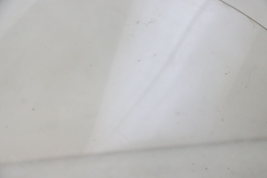 photo de PARE BRISE PIAGGIO X9 EVOLUTION 125 (2003 - 2007) - Vue rapprochée