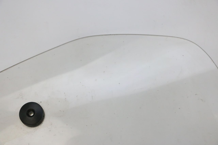 photo de PARE BRISE PIAGGIO X9 EVOLUTION 125 (2003 - 2007) - Autre angle de vue