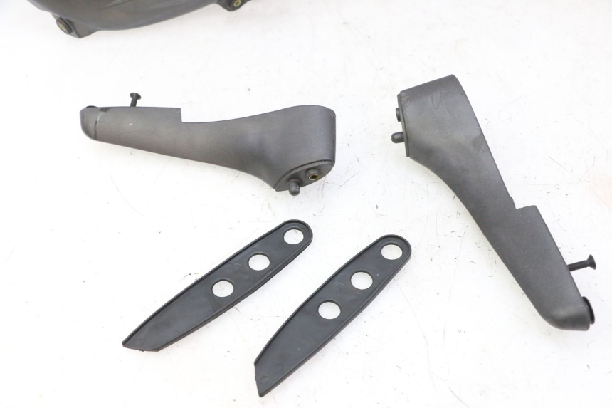 photo de PARE BRISE PIAGGIO X9 EVOLUTION 125 (2003 - 2007) - Vue d’ensemble