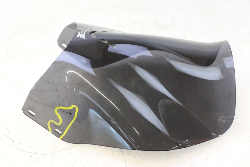 photo de PARE BRISE YAMAHA XJR 1300 (1998 - 2002) - Points de fixation