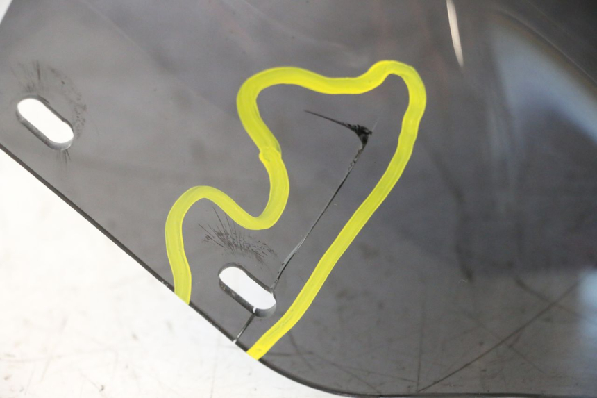 photo de PARE BRISE YAMAHA XJR 1300 (1998 - 2002) - État de surface
