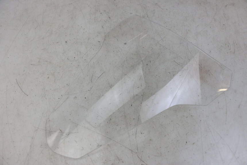 photo de PARE BRISE YAMAHA TRACER 7 700 (2020 - 2024) - Gros plan technique