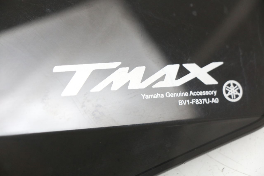 photo de PARE BRISE YAMAHA YP T-MAX TMAX 530 (2017 - 2020) - Marquages et références