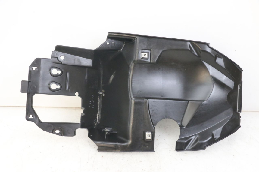 photo de PASSAGE ROUE ARRIERE YAMAHA AEROX 2T 50 (2013 - 2017) - Zoom état d’usage