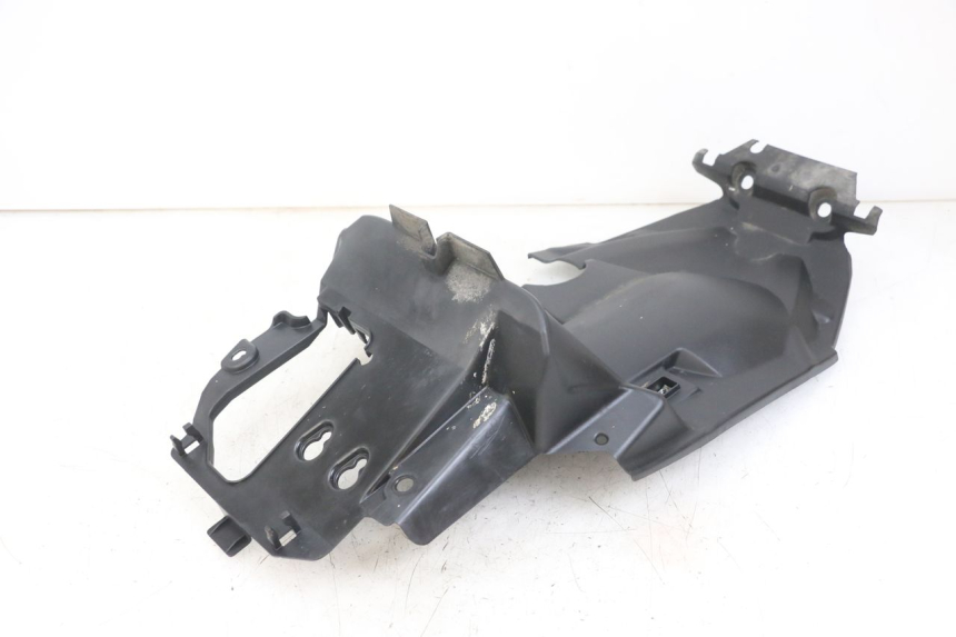 photo de PASSAGE ROUE ARRIERE YAMAHA AEROX 2T 50 (2013 - 2017) - Autre angle de vue