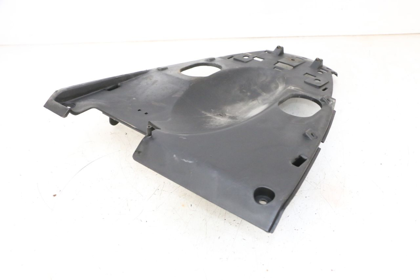 photo de PASSAGE ROUE ARRIERE KYMCO AGILITY CITY 4T 50 (2008 - 2016) - Zoom état d’usage