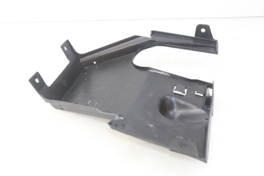 photo de PASSAGE ROUE ARRIERE KYMCO AGILITY DELIVERY 4T 50 (2018 - 2023) - Détail de la pièce