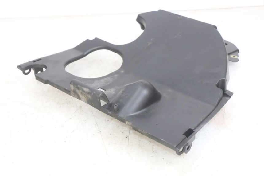 photo de PASSAGE ROUE ARRIERE KYMCO AGILITY NAKED RENOUVO 2T 50 (2011 - 2018) - Vue principale