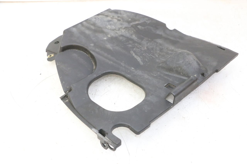 photo de PASSAGE ROUE ARRIERE KYMCO AGILITY NAKED RENOUVO 2T 50 (2011 - 2018) - Vue d’ensemble