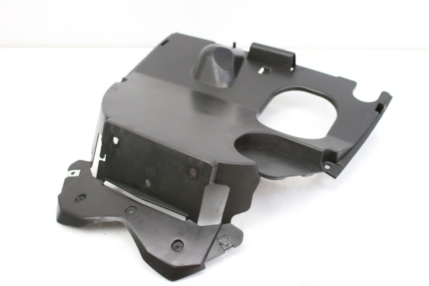 photo de PASSAGE ROUE ARRIERE KYMCO AGILITY NAKED RENOUVO 4T 50 (2018 - 2020) - Zoom état d’usage