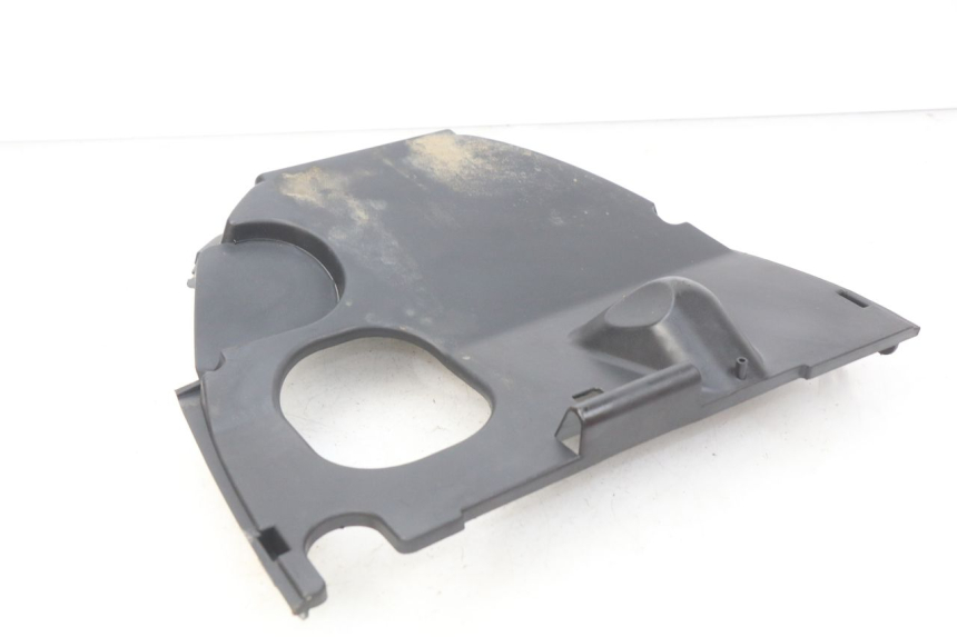 photo de PASSAGE ROUE ARRIERE KYMCO AGILITY RS 2T 50 (2009 - 2013) - Autre angle de vue