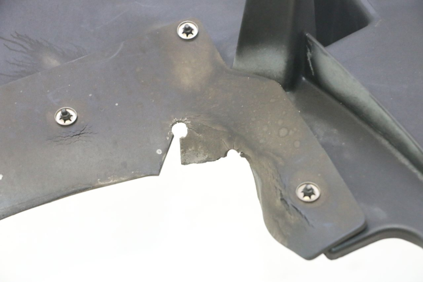 photo de PASSAGE ROUE ARRIERE APRILIA ATLANTIC S 125 (2010 - 2013) - État de surface