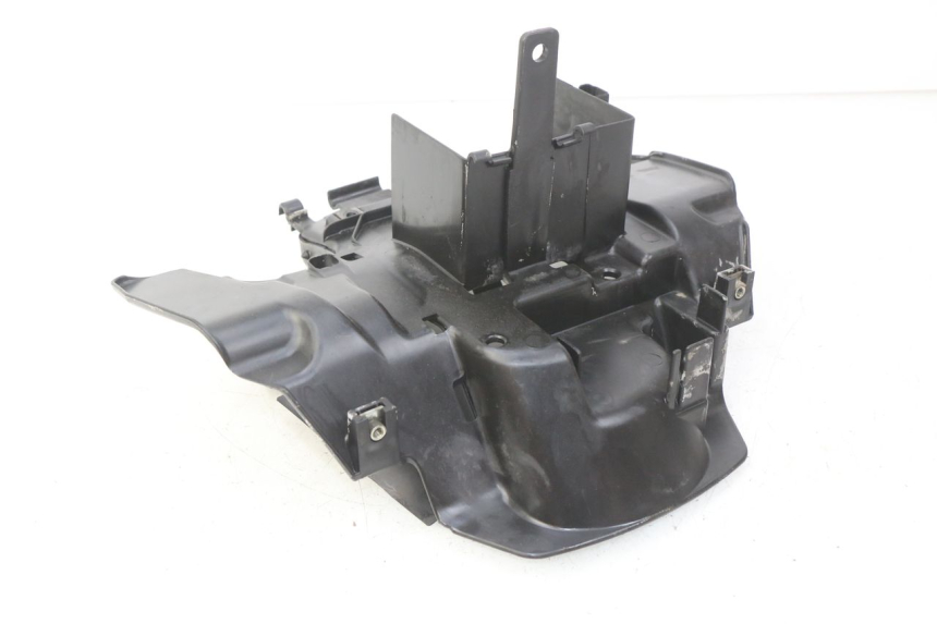 photo de PASSAGE ROUE ARRIERE HONDA BALI EX 100 (1996 - 2000) - Détail de la pièce