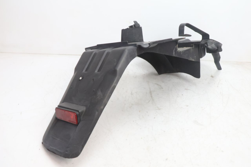 photo de PASSAGE ROUE ARRIERE MBK BOOSTER SPIRIT 50 (1999 - 2003) - Zoom état d’usage