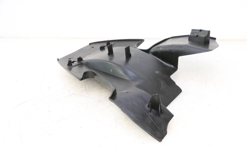photo de PASSAGE ROUE ARRIERE MBK BOOSTER SPIRIT 50 (2004 - 2017) - Gros plan technique